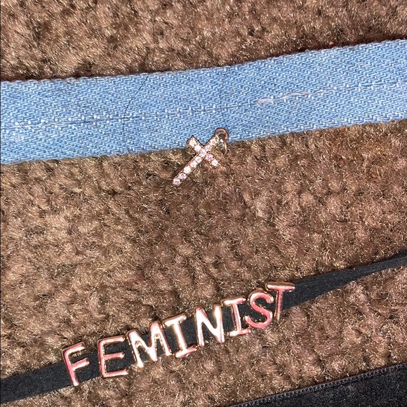 Chokers - Picture 3 of 6